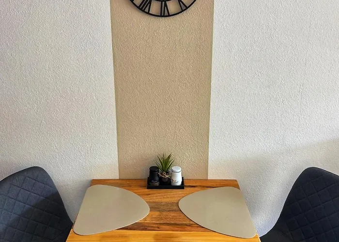 Diemelquelle 아파트 *